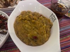 -香巴拉云南餐厅(华莱坞店)