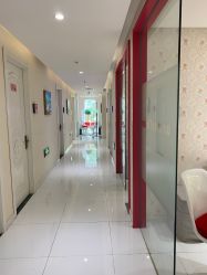 -咪咪比基尼脱毛专业店