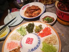 -怪噜范·老贵阳街头名小吃(世纪金源旗舰店)