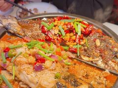 -鸣记脆皮烤鱼·海鲜烤鱼(三八广场店)