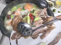 -墨脱石锅椰子鸡•海鲜糟粕醋(榆亚路店)