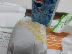 -华莱士·全鸡汉堡(沙井车站店)