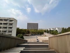 -上海第二工业大学(金海路校区)