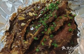 Sauce-Steamed Pork Ribs