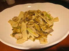 咸菜炒高山芦竹笋苗-魏铭鱼头捞饭(晋阳路店)