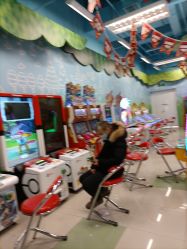 -莫莉幻想儿童乐园(武汉保利广场店)