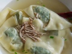 -忆秦园小笼包(惠山古镇总店)