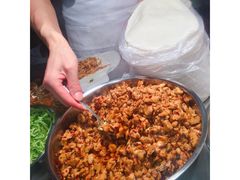 -老王芙蓉蛋卷饼(万达店)