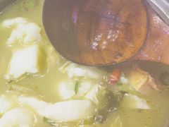 -周鱼小馆石锅酸菜鱼(活力汇店)