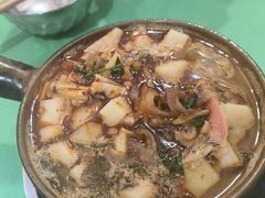 -小芳砂锅凉粉(总店)