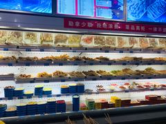自助取餐区-让签签飞小郡肝串串香(春熙路形象店)