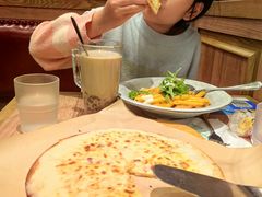 -玛格萝妮比萨屋(四平店)
