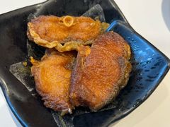 上海熏鱼-馋三尺蟹粉小笼(人民广场店)