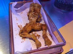 脆炸鲜活大牛蛙-燥次·烧烤酒场(万象城店)