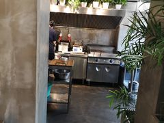 大堂-HIGH FIVE哈福手工汉堡(桂林路店)