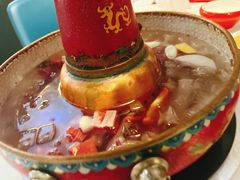 -毛辣果·贵州红酸汤牛肉火锅(西单店)