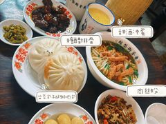 盐菜糖包-東茅街茶馆