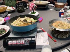 -香山湖家家宴(中山陵店)