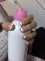 -花岐款式专研健康美甲沙龙