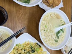 -荣晖咖啡美食(司打口店)