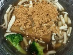 松菇肉丝豆腐-龙海鲜螃蟹王(宏茂桥店)