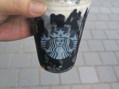 -星巴克臻选(上海合生汇1F店)