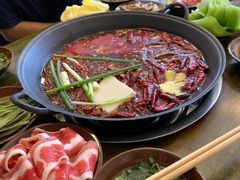 -黄潇洒老火锅(九眼桥宏济巷店)