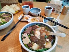 -金莹丸子汤清真(朝外SOHO店)
