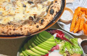 Handmade窑炉 Black Truffle Pizza