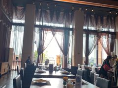 靠窗位-光谷希尔顿酒店-厨意意大利餐厅(鸿雁路店)