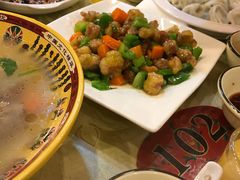 -鹤乡东北菜(崮山路店)