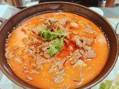 自制不老牛肉汤锅-付掌柜在成都·热炒砂锅集(金禾店)