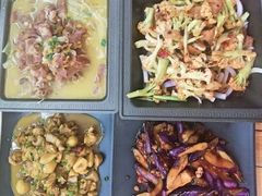 酸汤肥牛-外婆船宴餐厅·外婆喊你回家吃饭
