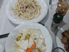 -天乐农家鱼头王(天目湖店)