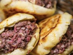 -闫家驴肉老店(华电一校店)