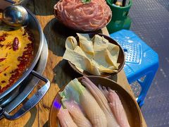 -老街·稳拈老火锅(海椒市店)