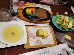 -尊品牛排(沙湾印象汇店)