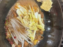 -崔记老东北传奇铁锅炖(横店总店)