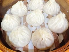 鲜肉小笼-莱莱小笼·乔艾