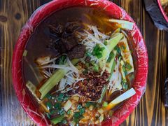 -小吴水煮(羊子巷无任何分店)