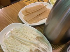 -東豫狼鲜货烧烤. 碳火烤鱼. 小龙虾(上海首店)
