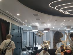 点击看大图 -TOP HAIR SALON