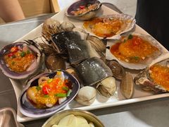 -围炉肉舍•炭烤活鳗•丹东海鲜烤肉(步行街店)