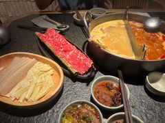 -三出山火锅(南京万象天地店)