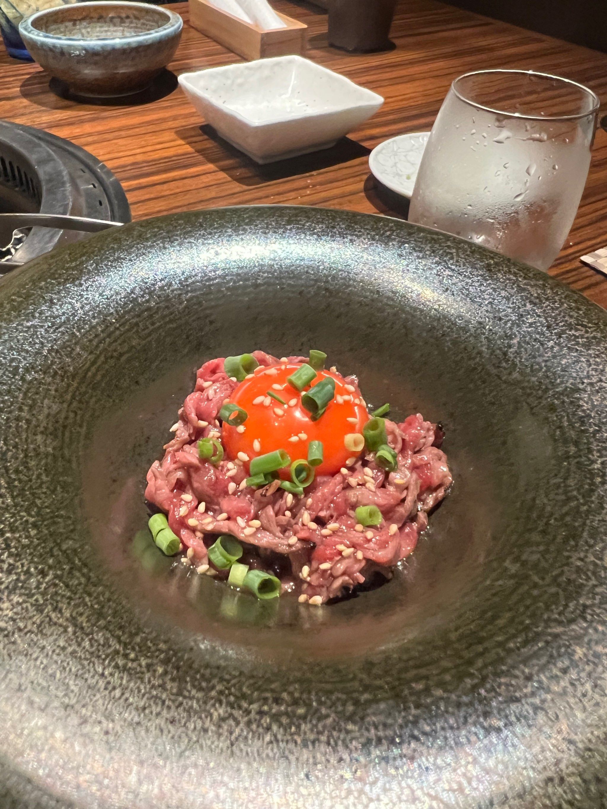 味もとても良く肉は新鮮で美味しくワインの種類も豊富