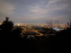 -鬼笑石后山停车场