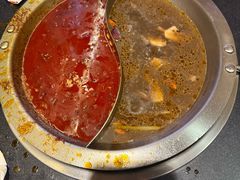 -沸炉重庆老火锅(军事博物馆店)