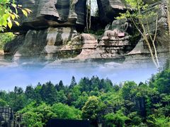 -梭布垭石林景区