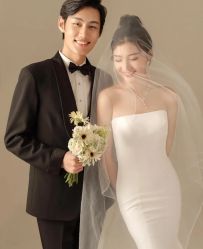 -喜爱高定婚纱摄影