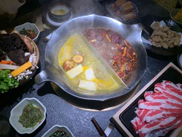 凑凑火锅·茶憩(万象城店)-"吼吼吼～终于来打卡啦真的很精彩啊! .